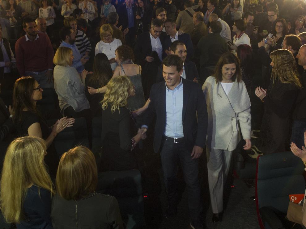 Albert Rivera a su llegada a la sala Cervantes