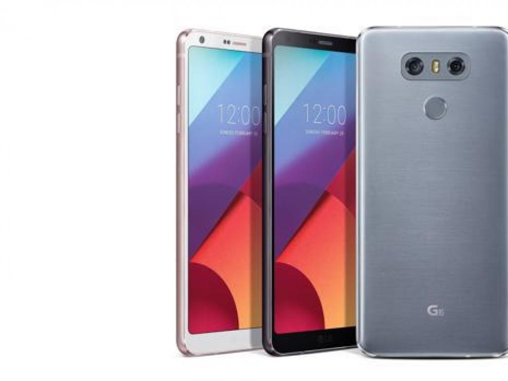 LG G6. Todo pantalla y doble cámara. Con el G6, LGrectifica tras el escaso éxito cosechado con su teléfono modular. Con cristal delante y detrás, tiene un diseño muy elegante y la pantalla Quad HD ocupa el 84% del frontal.
