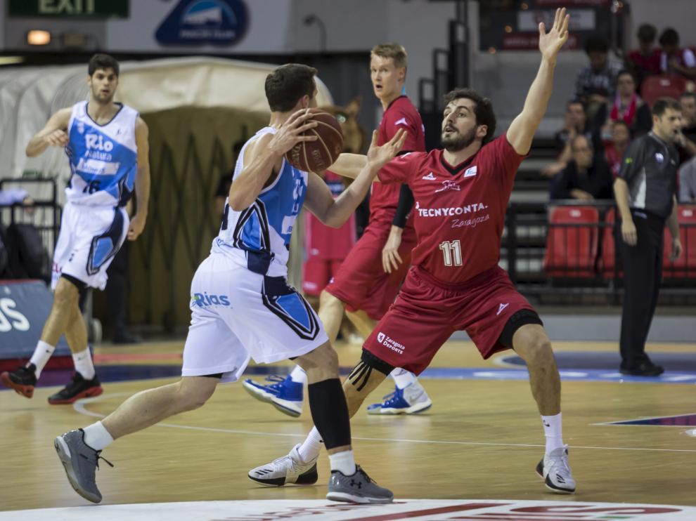 Tomás Bellas en acción con el Tecnyconta Zaragoza.