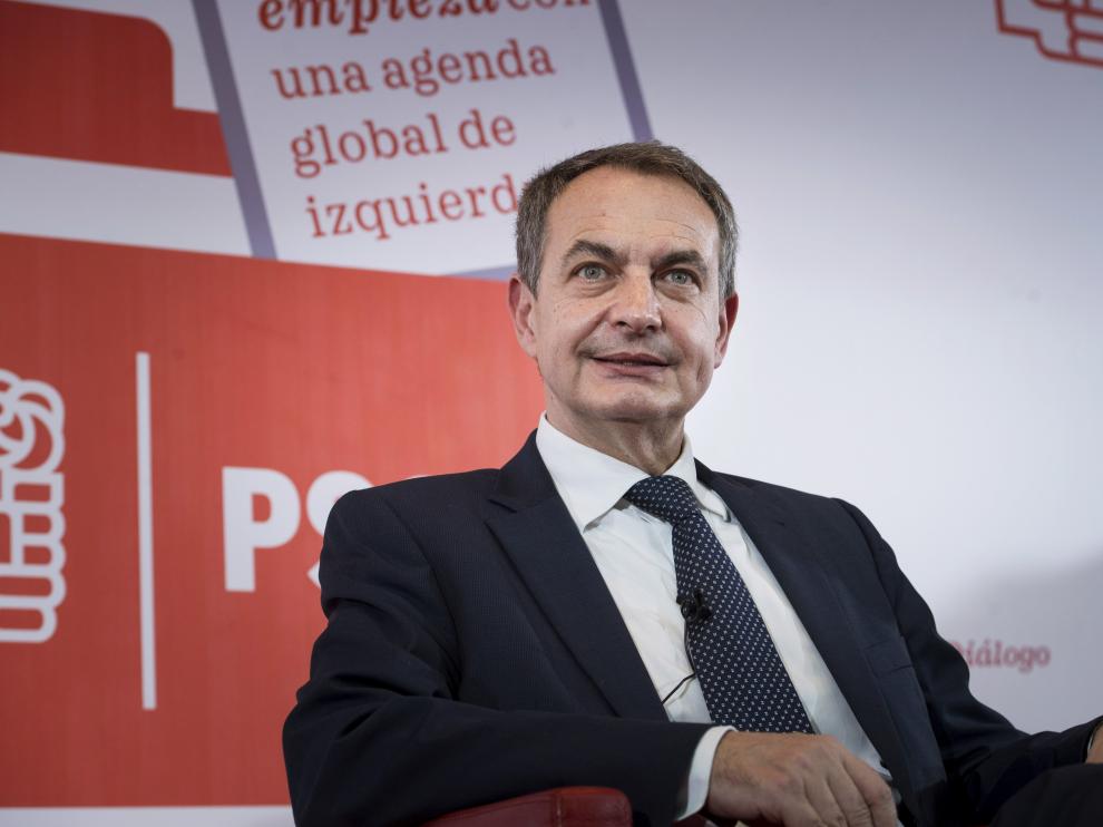 El expresidente José Luis Rodríguez Zapatero durante la conferencia del PSOE organizada este martes en el Círculo de Bellas Artes de Madrid.