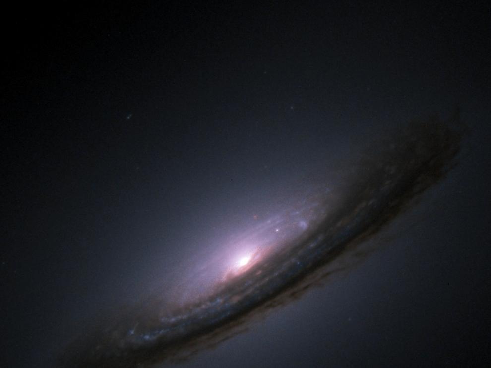 Una supernova de Ia, cerca de una galaxia