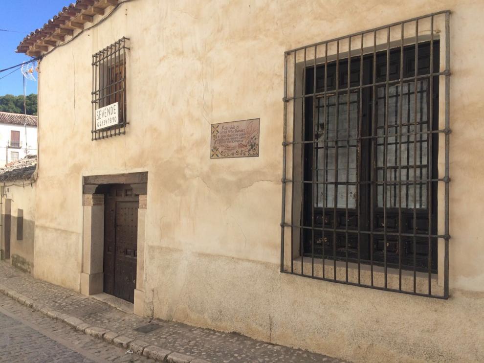 Fachada de la casa en la que vivió Francisco de Goya en Chinchón, ahora en venta por 400.000 euros.