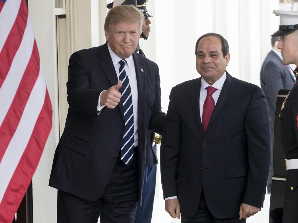 El presidente de Estados Unidos, Donald Trump, recibe a su homólogo egipcio,Abdelfatah al Sisi, en la Casa Blanca este lunes.