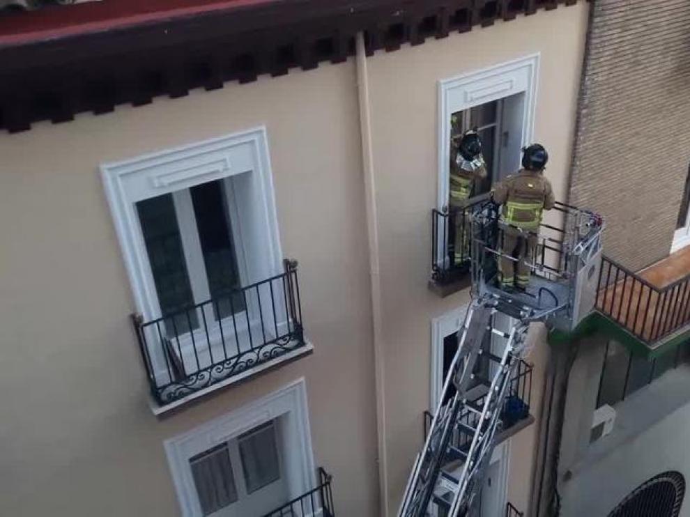 Uno de los servicios que los Bomberos realizaron recientemente en Zaragoza.