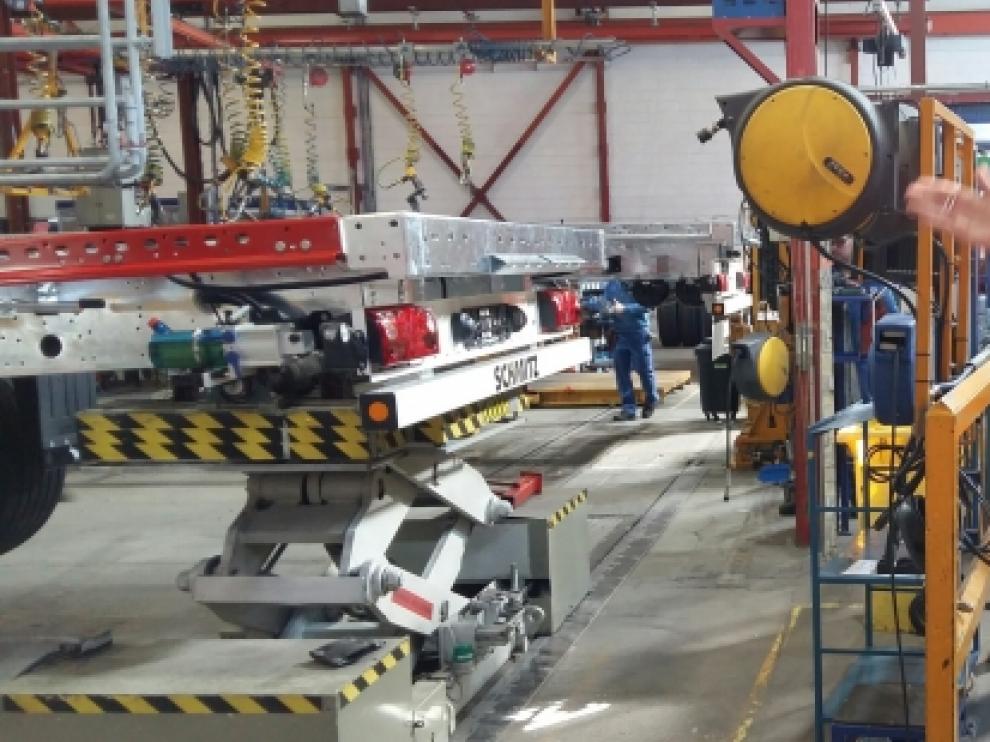 Marta Gastón, durante la visita a Schmitz Cargobull