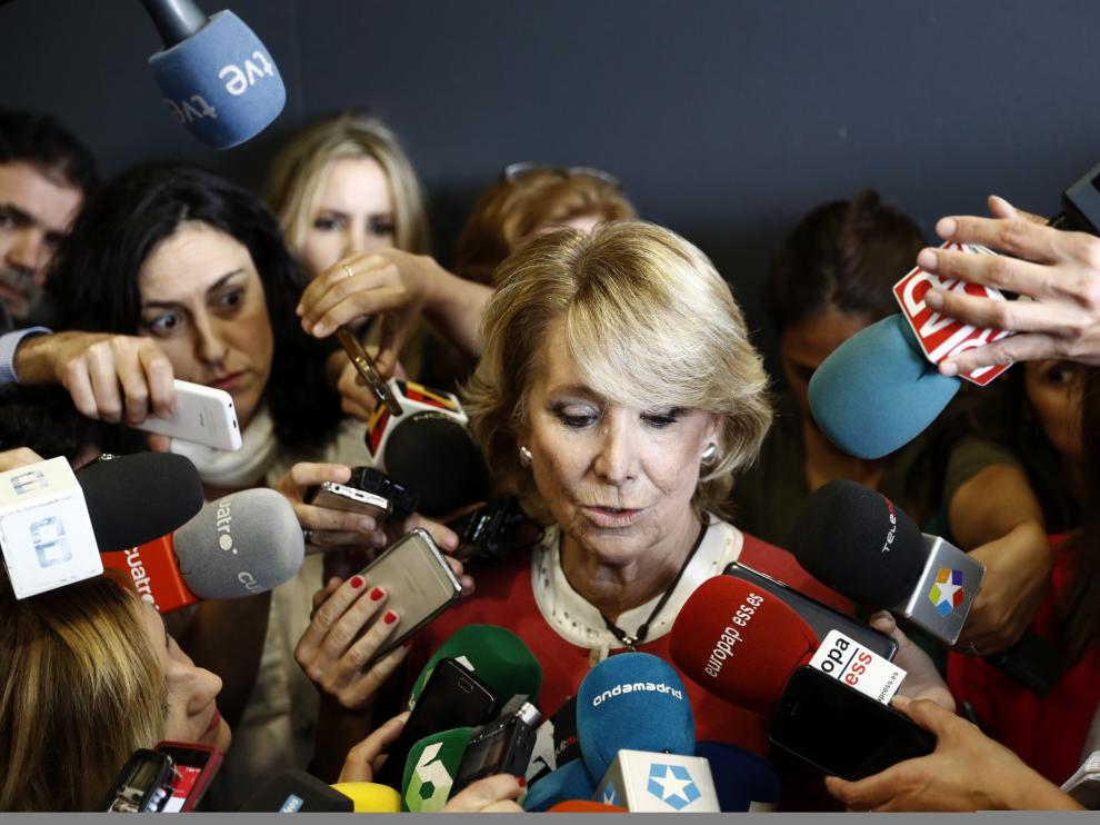 La expresidenta de la Comunidad de Madrid, Esperanza Aguirre: "Es un día verdaderamente triste".