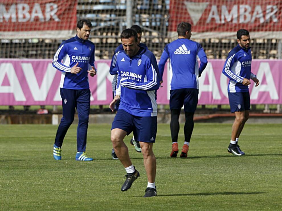 osé Enrique, en la sesión de entrenamiento de ayer del Real Zaragoza.