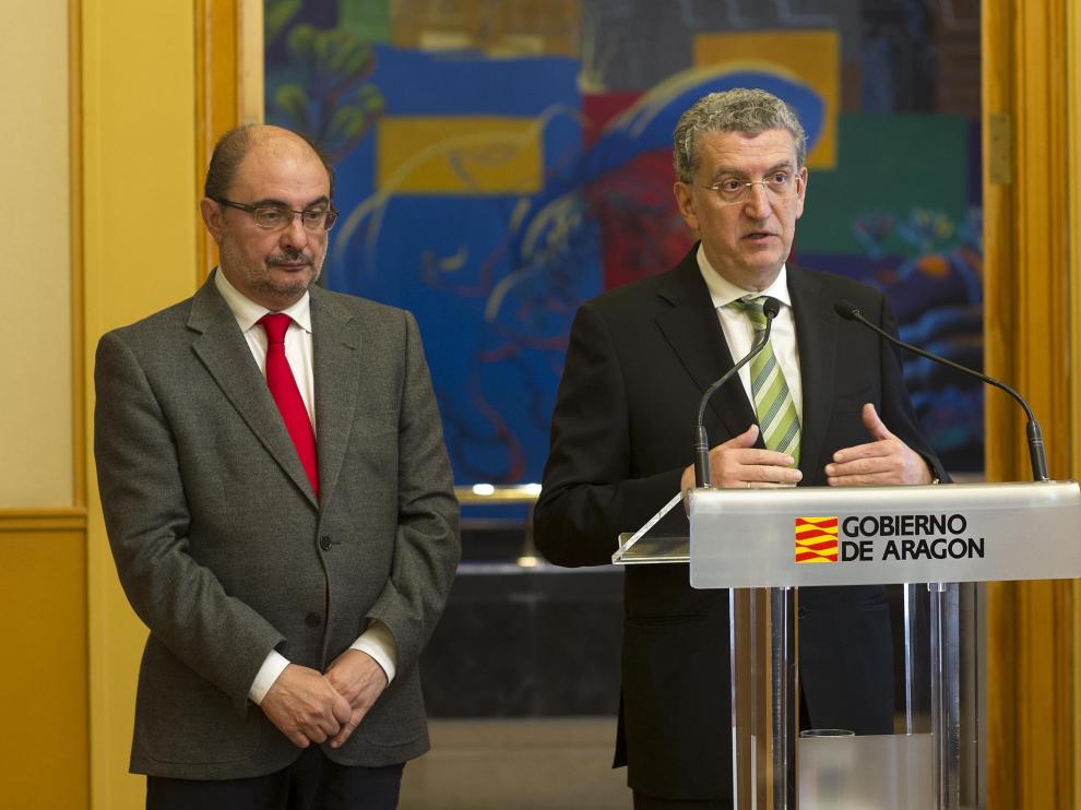 Firma del Convenio entre el Gobierno de Aragón y la Fundación Amancio Ortega.