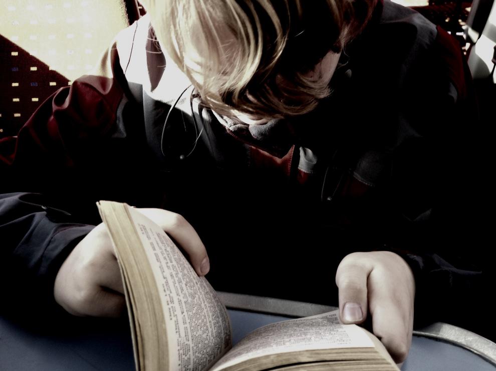 El Gobierno quiere implantar una hora diaria de lectura en los colegios
