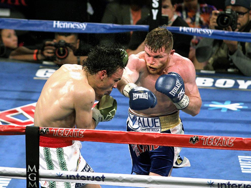 Pelea que protagonizaron los mexicanos Sául 'Canelo' Álvarez y Julio César Chávez junior.