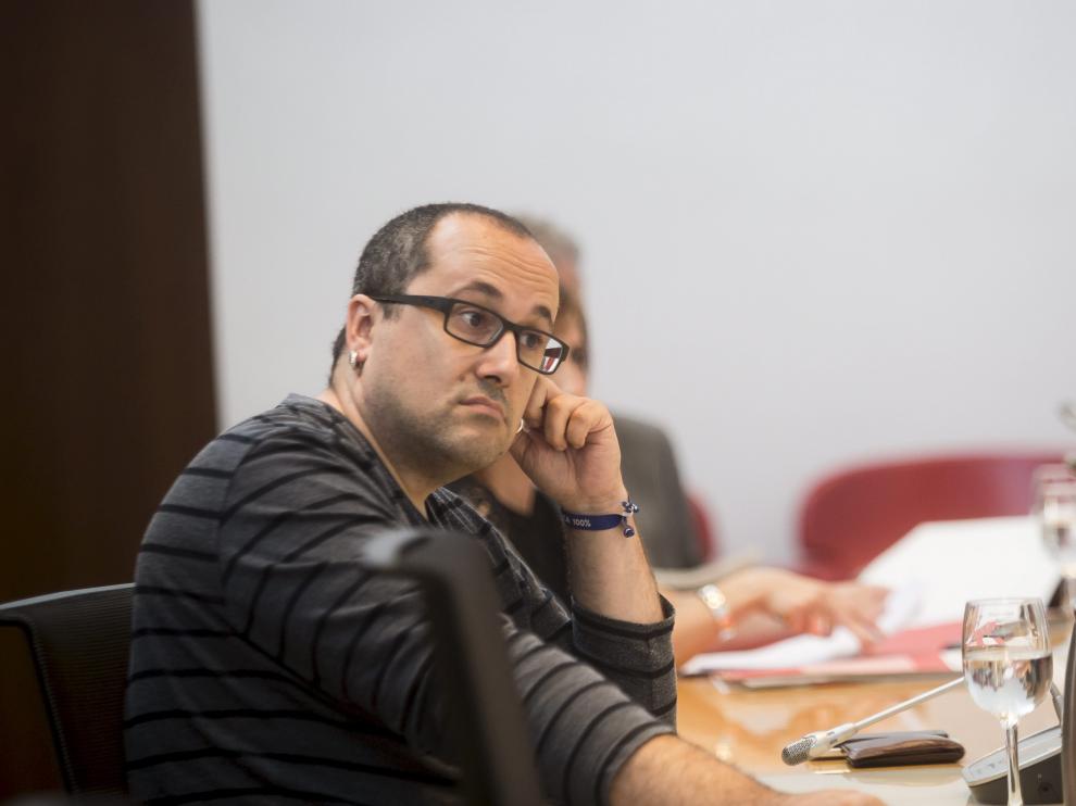 El consejero municipal de Servicios Públicos y Personal del Ayuntamiento de Zaragoza, Alberto Cubero, ha indicado que estudiará recurrir la sentencia.