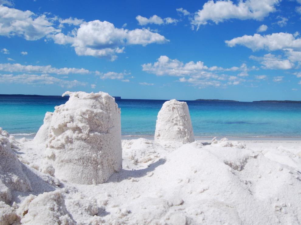 Una espectacular -y blanquísima- vista de Hyams Beach.