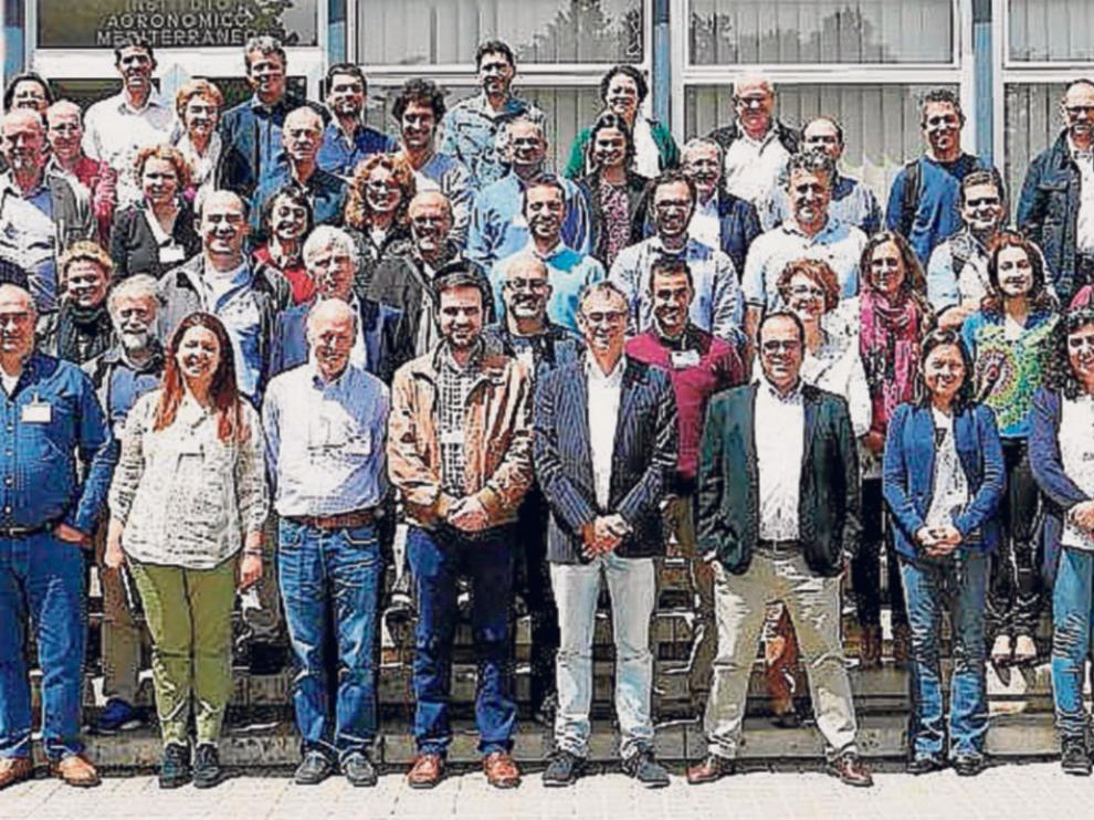 Participantes del proyecto Med AID en el Instituto Agronómico Mediterráneo de Zaragoza.