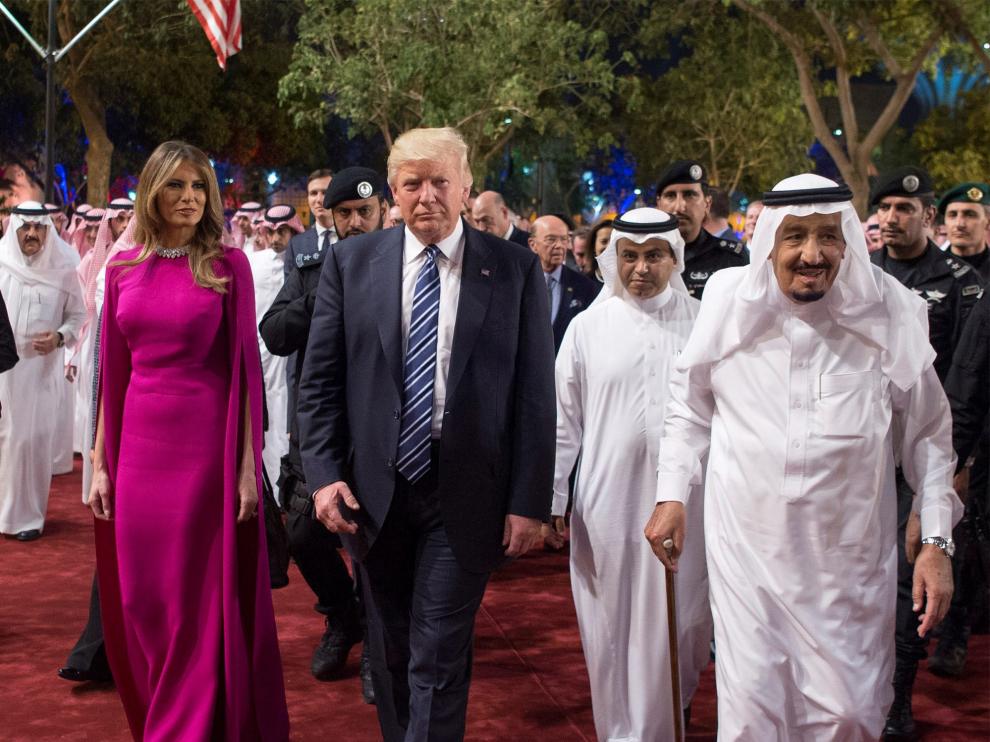 Los Trump, en Arabia Saudí, antes de poner rumbo a Israel.