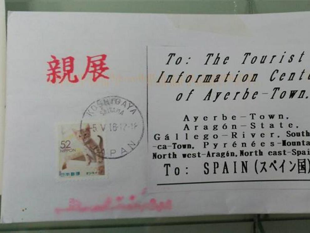 La carta que ha llegado a Ayerbe desde Japón.