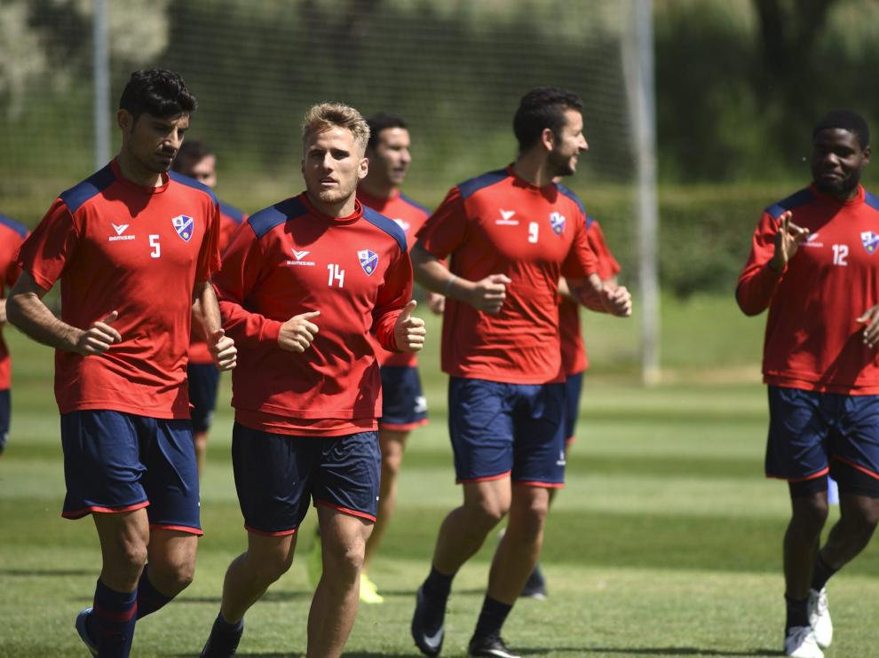 La plantilla del Huesca pide el apoyo de la afición en su gran temporada.