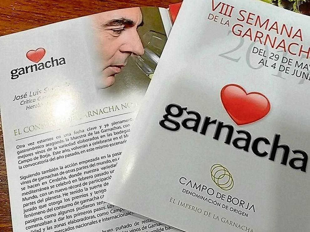 Dípticos para los clientes de los restaurantes que participan en la Semana de la Garnacha.