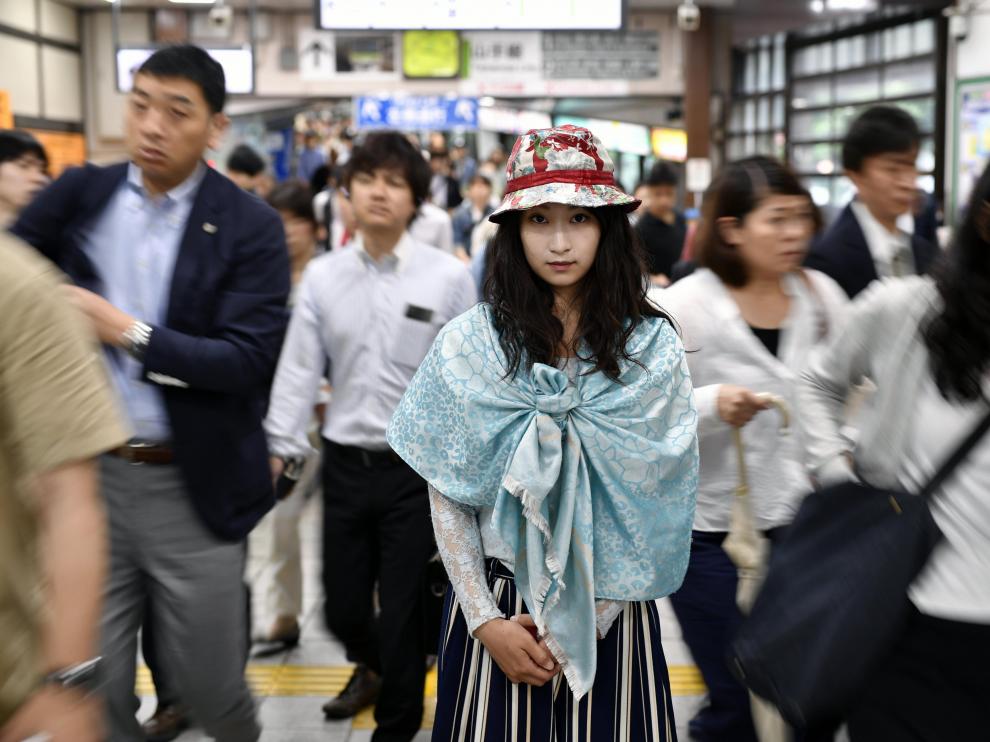 Aroma Kurumin cayó una red de engaños y coacciones que arrastra en Japón a miles de jóvenes a participar en filmes X cada año.