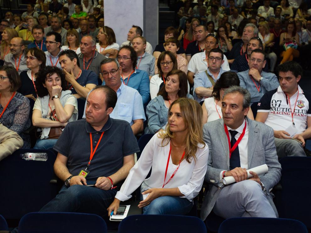 Lambán cede la mitad de los delegados al congreso para evitar la guerra con los sanchistas