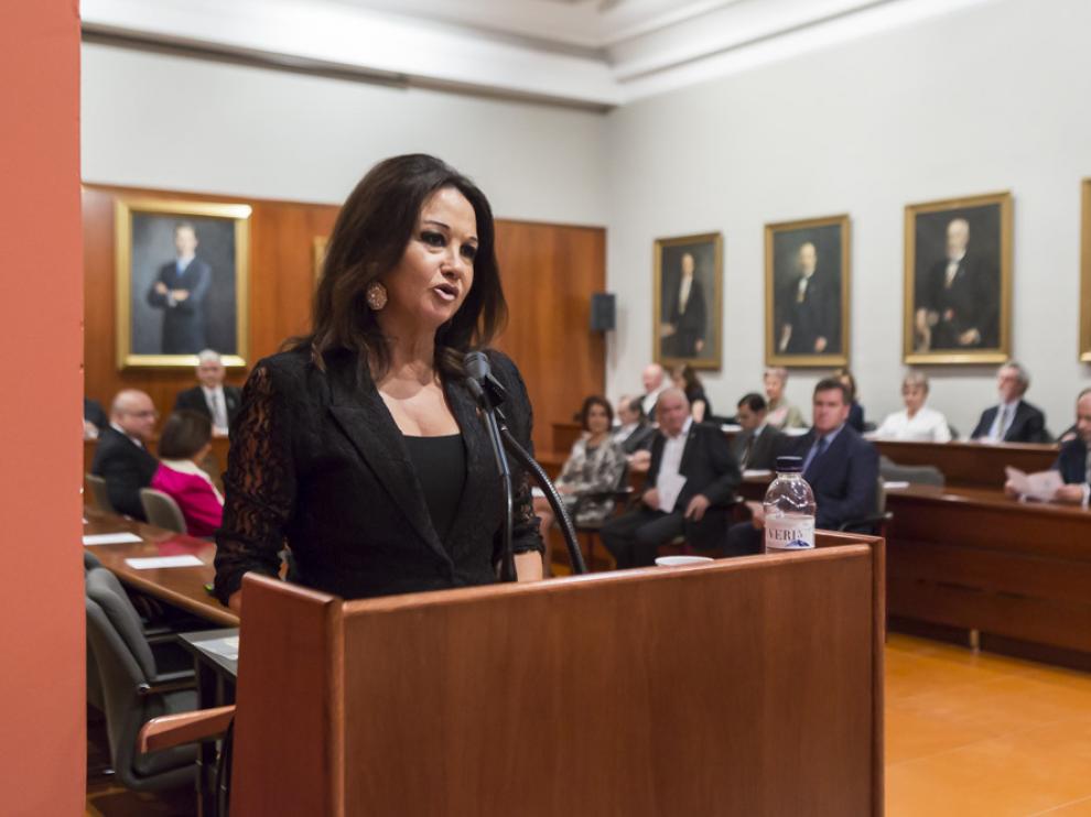 Magdalena Lasala leyó el discurso ´La inmortalidad de Teruel a través de la tradición de amor de los Amantes`.