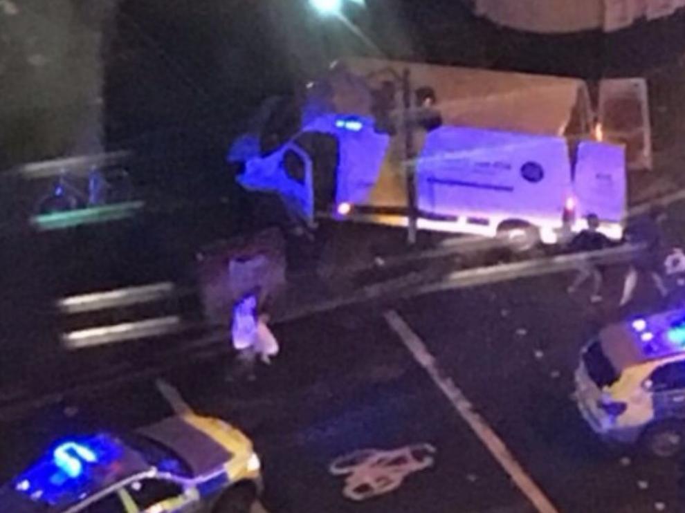 Los testigos han difundido fotos del incidente en la redes sociales