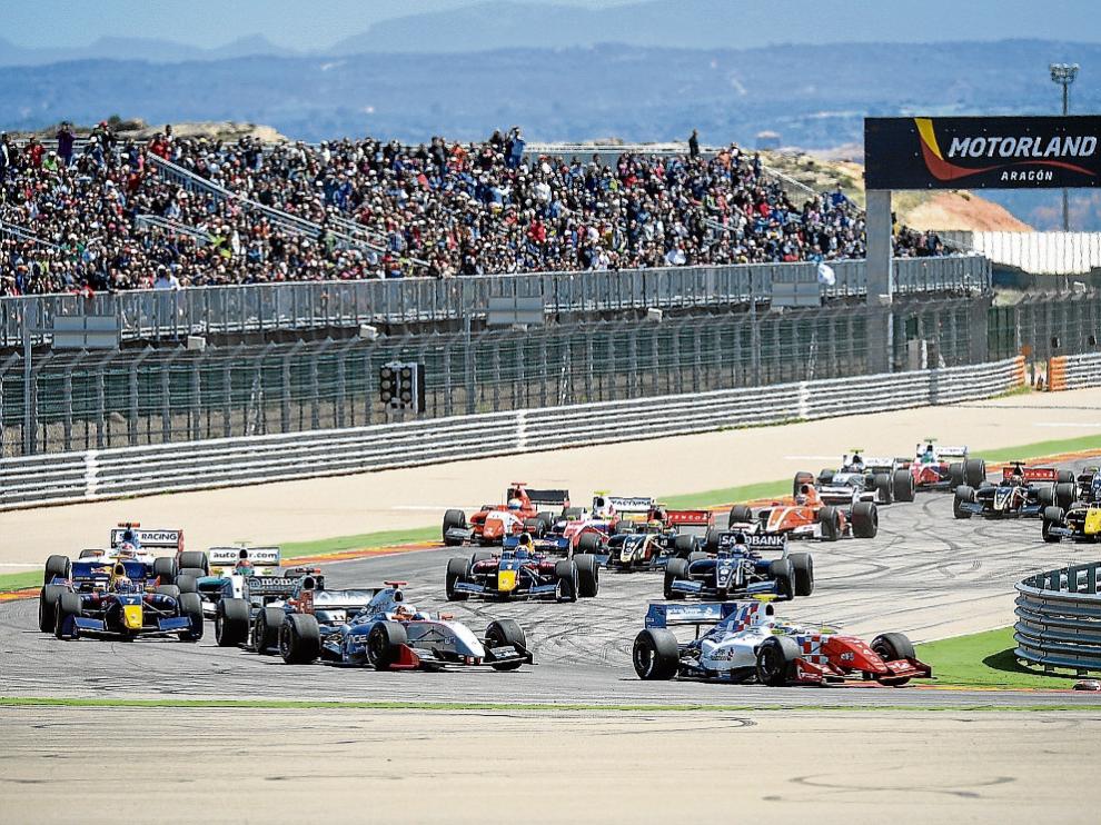 Salida de una de las carreras de las World Series V8 3.5, en una edición anterior.