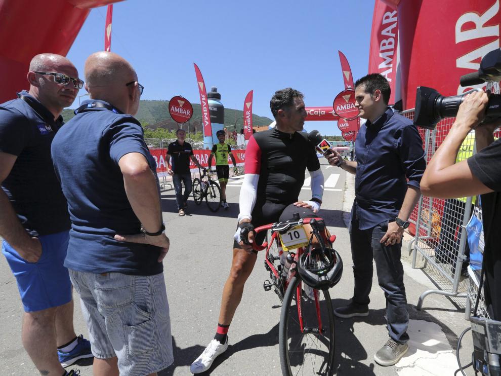 Miguel Indurain fue uno de los centros de atención de la prueba.