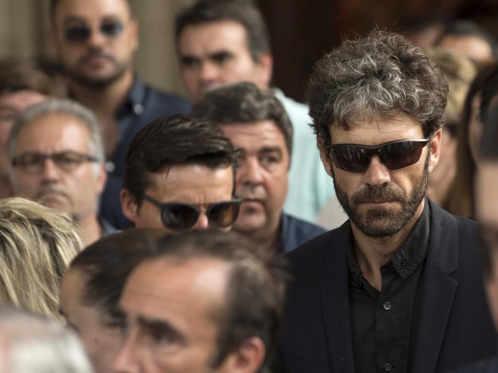 Los compañeros del torero Iván Fandiño le dan el último adiós