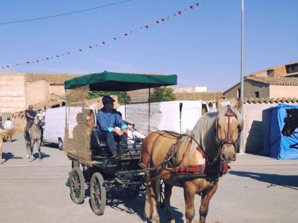 Los paseos en carro de caballos han sido uno de los atractivos de la feria.