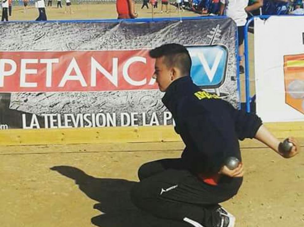 El aragonés de 15 años Jesús Escacho, que participará en el Campeonato Mundial de Petanca en China.