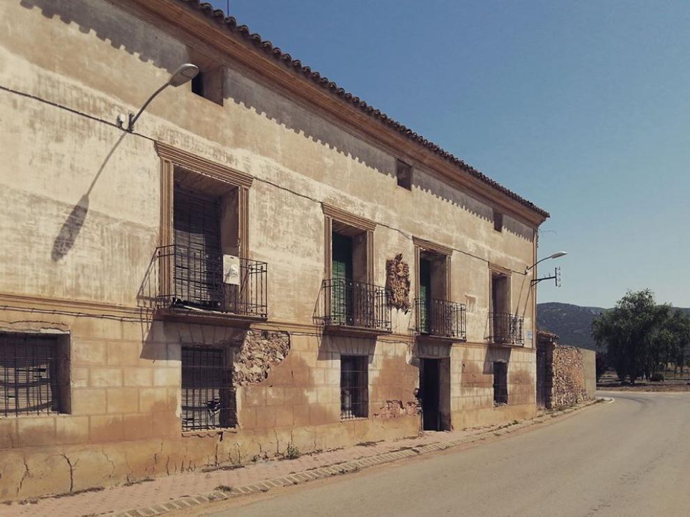 La casa del siglo XVIII de Used adquirida por Alberto Sánchez.