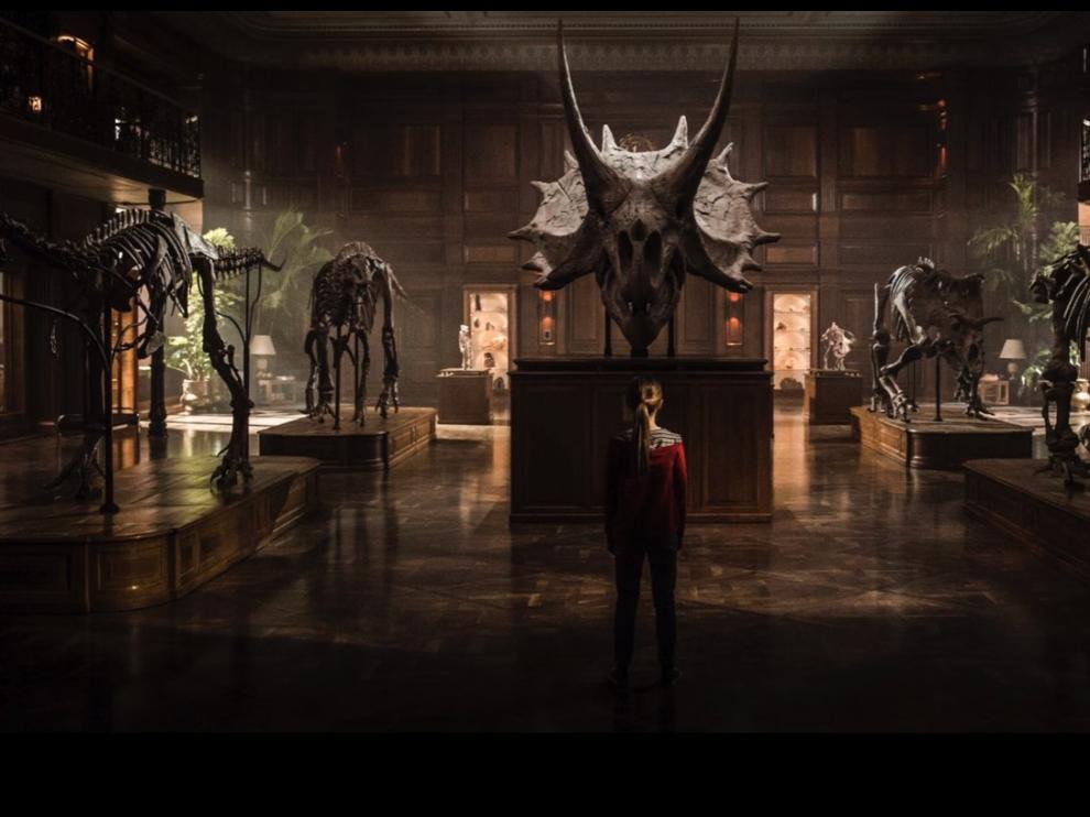 Primera imagen oficial de la próxima película de la saga 'Jurassic World'. El debate sobre la especie de la pieza central está servido