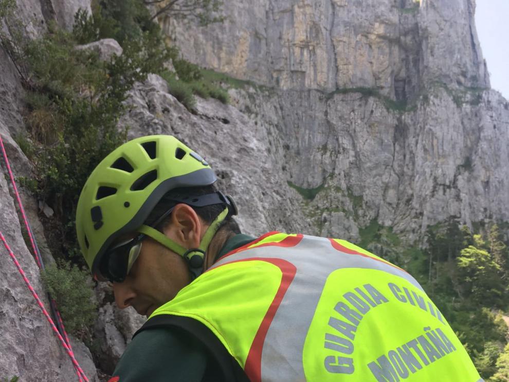 Rescate de un escalador en Ansó