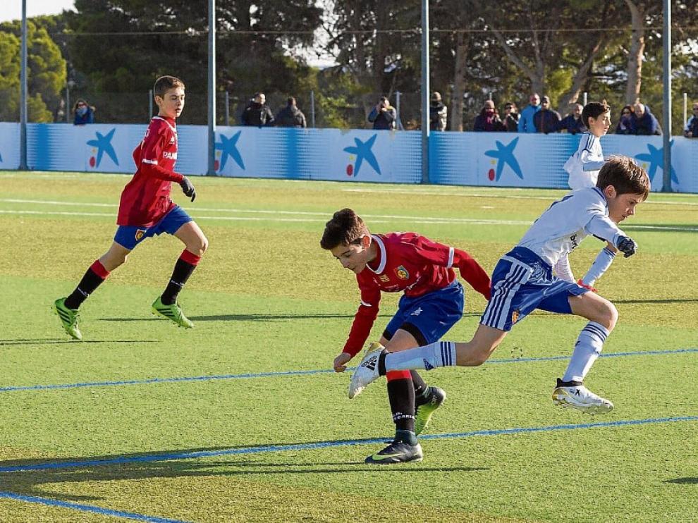 Un partido de la presente campaña entre el Real Zaragoza y el Montecarlo de categoría alevín preferente.