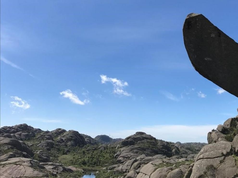 'Trollpikken', 'El pene del troll', es una roca situada en el municipio de Eigersund.