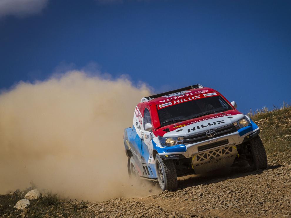 El Toyota de Nani Roma, en la pasada edición de la Baja Aragón.