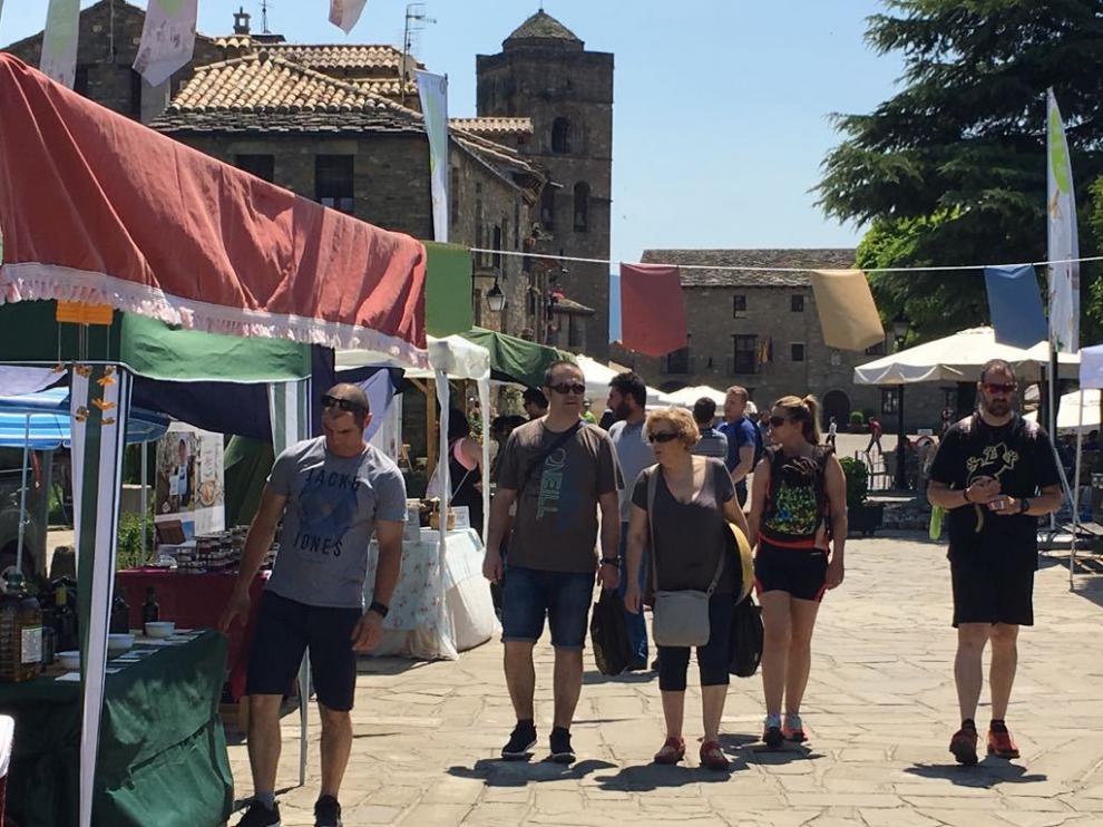 Mercado Agroalimentario celebrado en Aínsa.