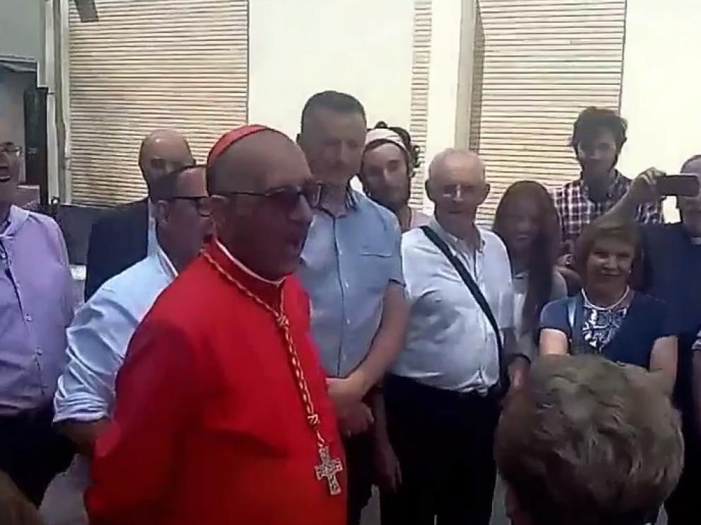 Omella cantando en Roma.