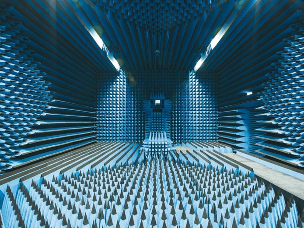 Cámara anecoica diseñada por la empresa Trim Ultrawideband Measurement Systems