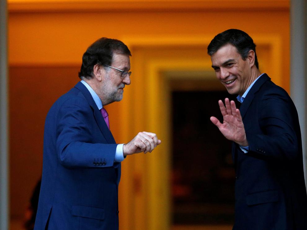 Rajoy y Sánchez han defendido la misma postura durante su conversación
