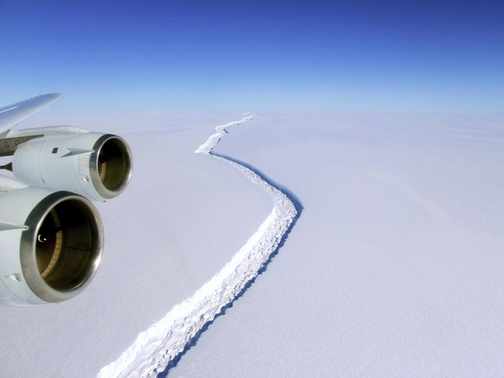 Grieta en el segmento Larsen C de la Antártida