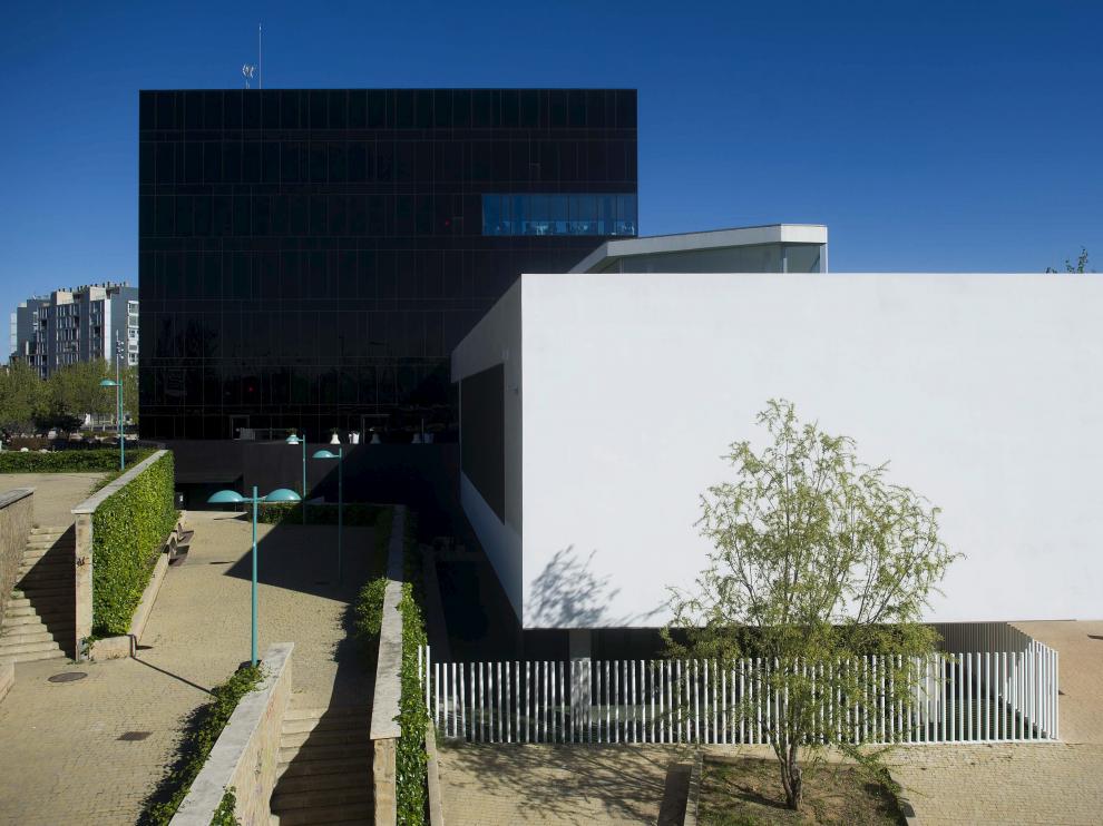 El complejo Aura, situado en el número 7 de la avenida de José Atarés