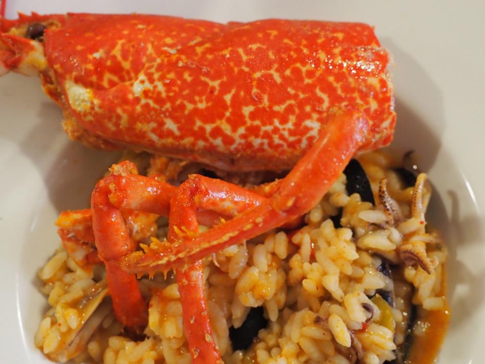 Arroz meloso con bogavante.