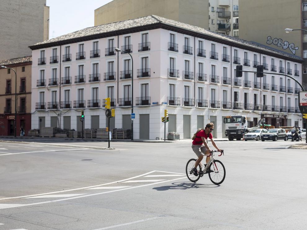La fachada del inmueble ubicado entre el Paseo María Agustín y la Avenida Madrid.