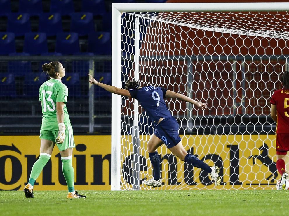 La selección inglesa venció por dos goles a cero