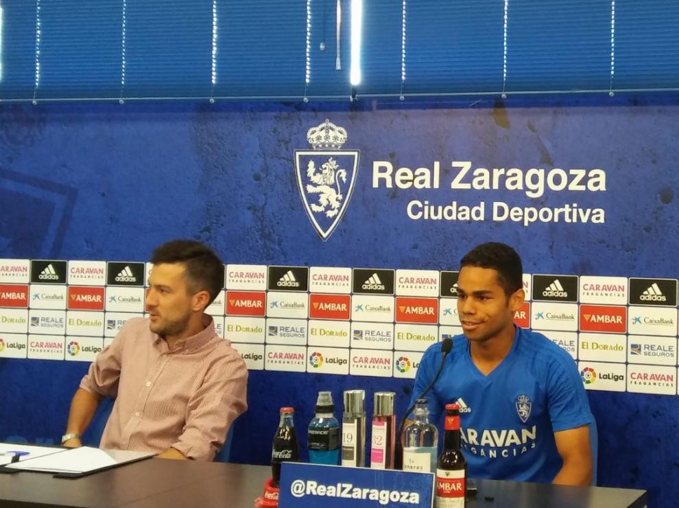Raí Nascimento, en su primera rueda de prensa desde que llegó al Real Zaragoza, este lunes en la Ciudad Deportiva.