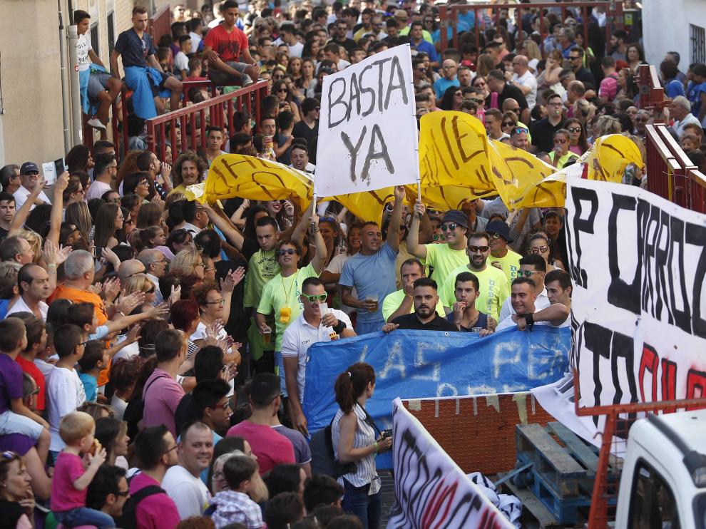 El vehículo que participó en el desfile sí cumplía con todos los permisos de circulación exigidos.