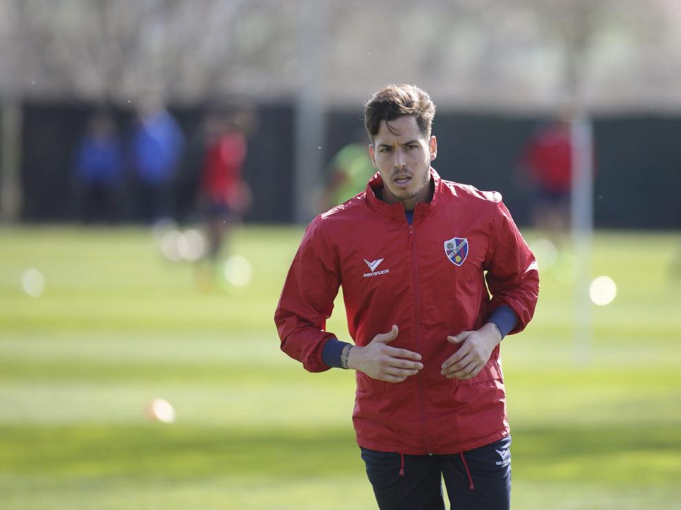 Javi Jiménez se va sin debutar.