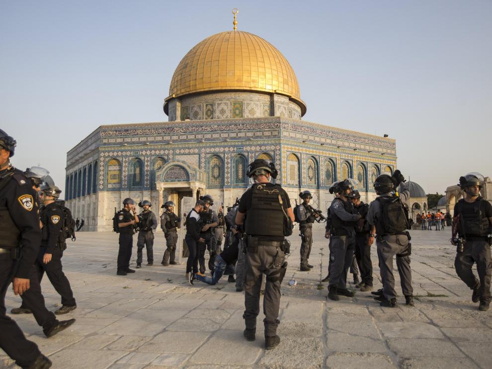Israel ha enviado policías adicionales a Jerusalén.