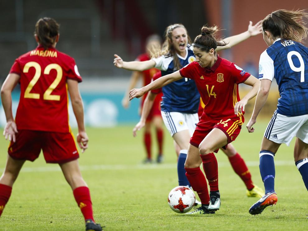 Momento del partido de España contra Escocia